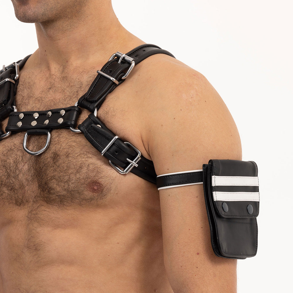 Prowler Red Pouch Wallet Black/White